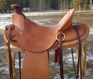 Visalia-style 3B saddle
